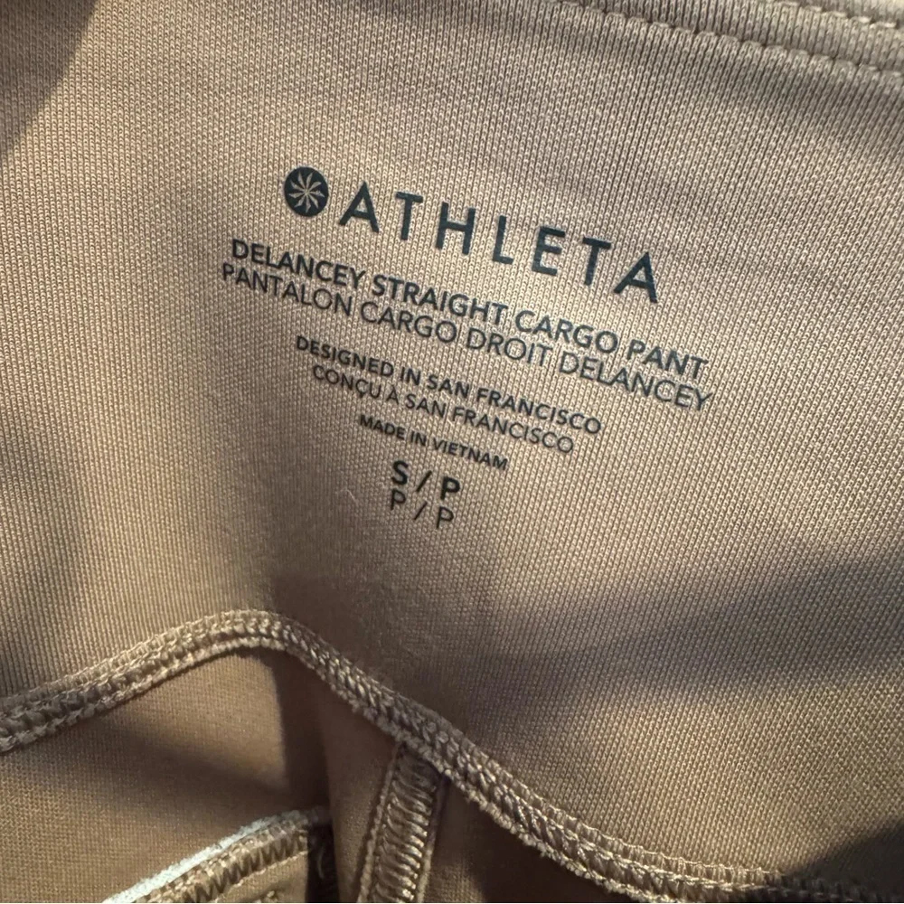 Athleta Delancey Straight Cargo Pant, Rustic Beige, Size Small